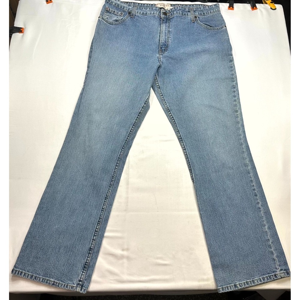 Levi's Signature Stretch Mid Rise Bootcut Jeans Womens Size 18M Blue Denim